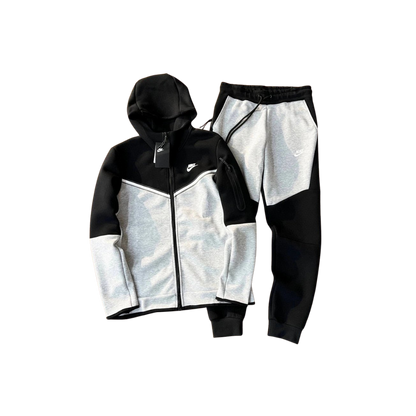 NikeTech Tracksuit - Vendor
